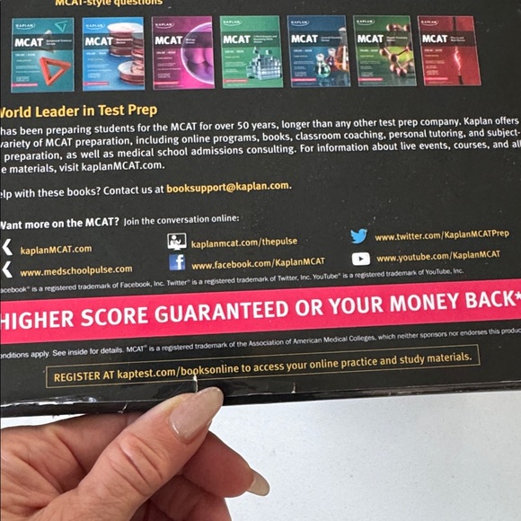 Kaplan MCAT 7-Book Review Set 👨🏻‍⚕️👩🏼‍⚕️🩺 - Picture 8 of 8